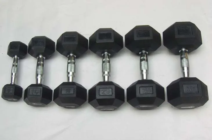 Kauchuk qoplangan dumbbell